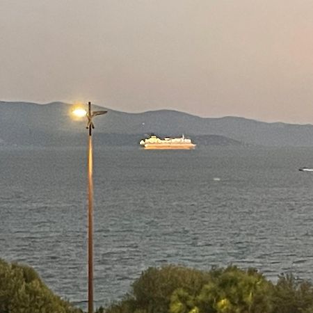 Superbe Pieds Dans L Eau Ajaccio Face A La Mer Plage De Sable Fin Route Des Iles Des Sanguinaires Zewnętrze zdjęcie