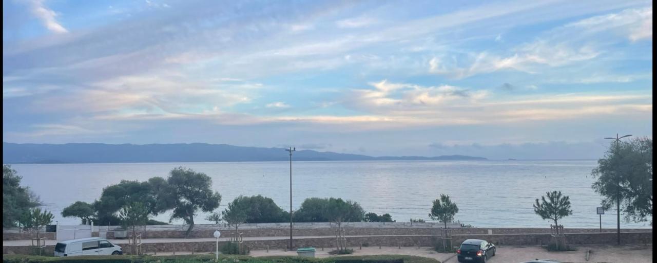 Superbe Pieds Dans L Eau Ajaccio Face A La Mer Plage De Sable Fin Route Des Iles Des Sanguinaires Zewnętrze zdjęcie